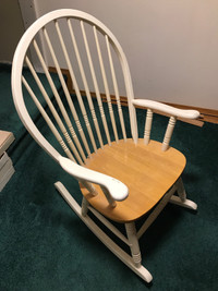 Rocking Chair Wooden 