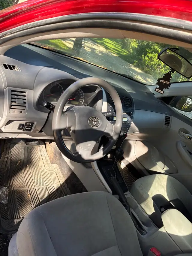 2010 Corolla 569252875108372482