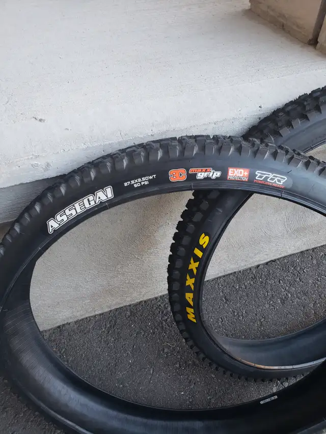 27.5  mountain bike tires in Mountain in Ottawa - Image 4