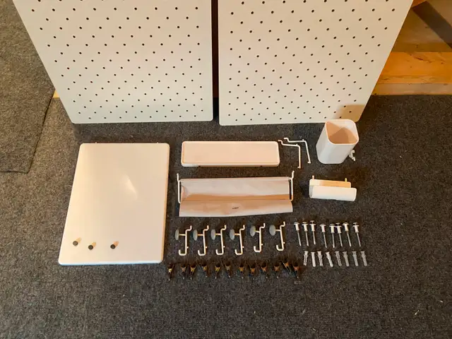 Umbra Modular Peg Message Board Set63235093327105121
