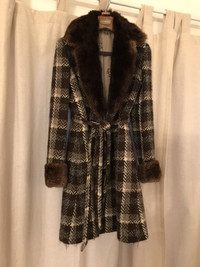 Manteau couture tissu laine et fourrure castor 