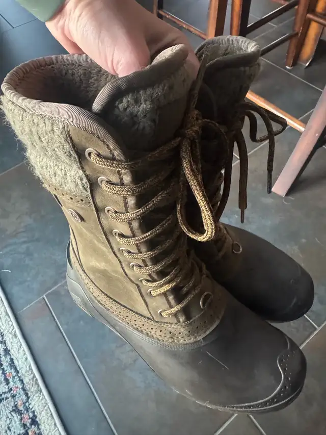 The North Face Shellista II Tall Winter Boots  in Women's - Shoes in Edmonton - Image 2