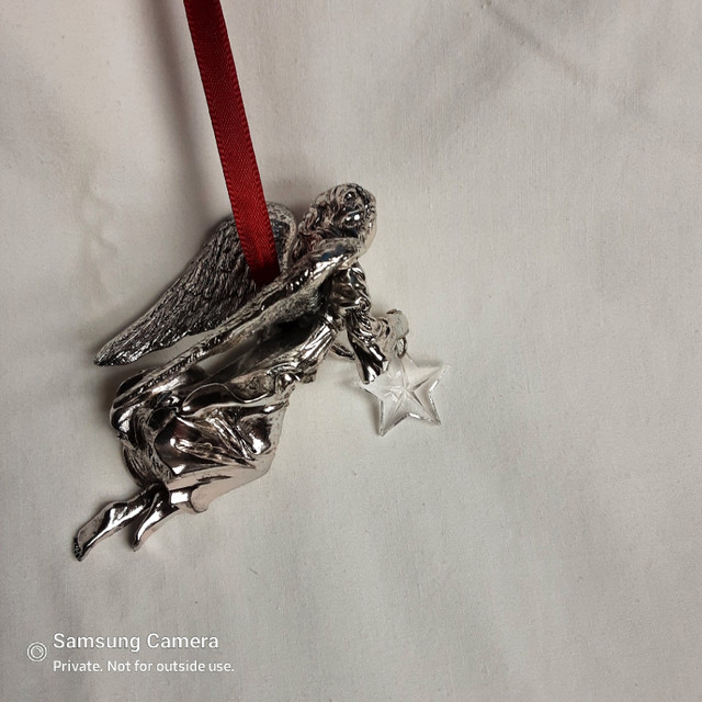 New in box Silver Plated Hallmark 25 Anniversary Angel Ornament in Holiday, Event & Seasonal in Calgary - Image 4