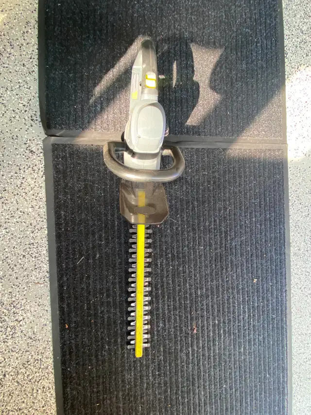 Hedge Trimmer525760285199585281