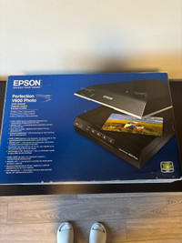 Epson V600 Color Photo Scanner 