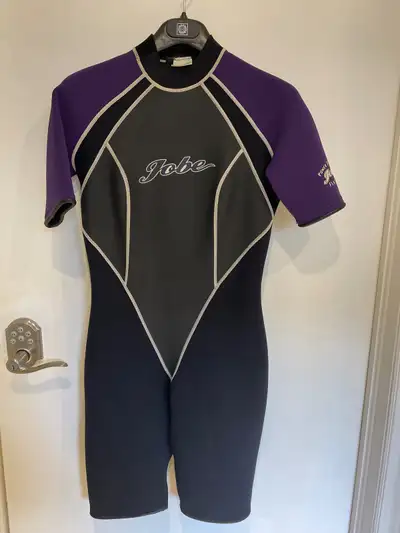 Ladies JOBE shorty Wetsuit Black/grey/purple Size 9-10 In excellent condition! Pickup Oshawa