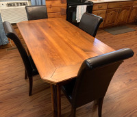 Dining room table/chairs 