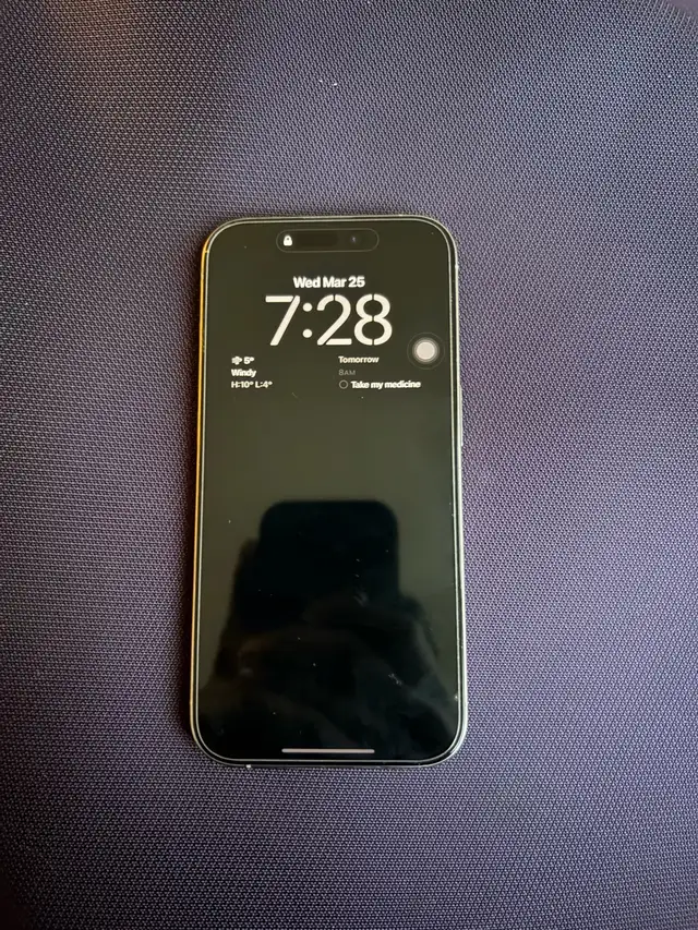 iPhone 15 Pro - 128 GB - 100% battery health in Cell Phones in Vancouver - Image 2