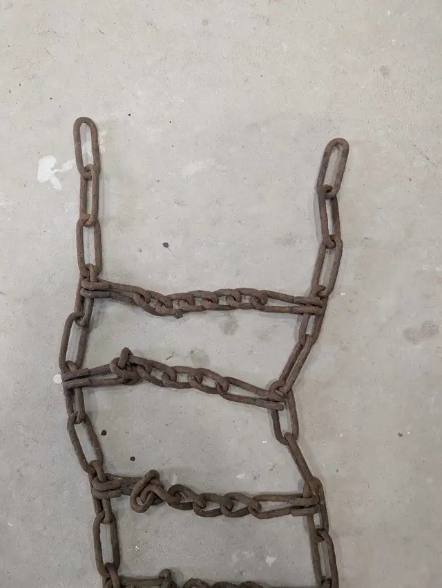 Snowblower Tire Chains in Snowblowers in Mississauga / Peel Region - Image 5