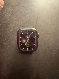 Apple Watch Series 8 GPS + Cellular + chargeur