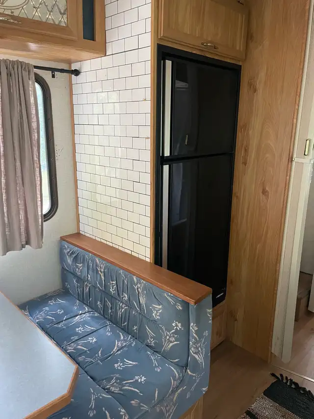 Four Winds Motorhome  in RVs & Motorhomes in Nelson - Image 3