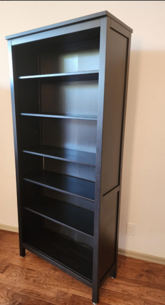 IKEA hemnes bookshelf + 6 shelves  (retail price 343$) in Bookcases & Shelving Units in Markham / York Region