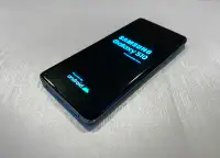 Samsung Galaxy S10 128GB Black - UNLOCKED - 10/10 - READY TO GO!