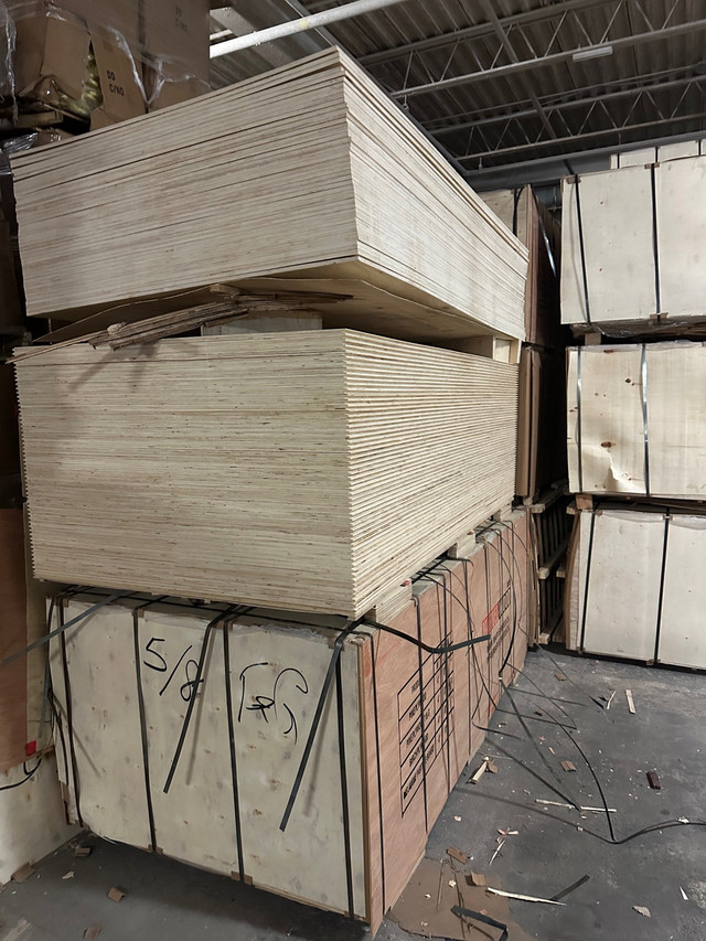 BEST QUALITY PLYWOOD FOR SALE 4x8 1/2 5/8 in Floors & Walls in Mississauga / Peel Region - Image 2
