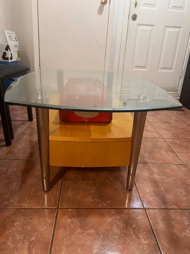 Glass Coffee Table with Wooden Storage in Coffee Tables in City of Toronto - Image 3