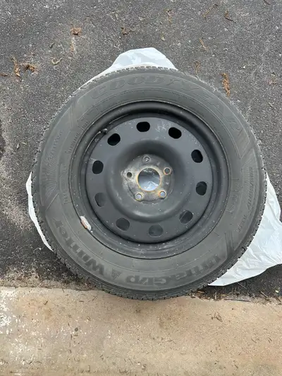 These were installed on a 2017 dodge caravan. 5 x 127 bolt pattern