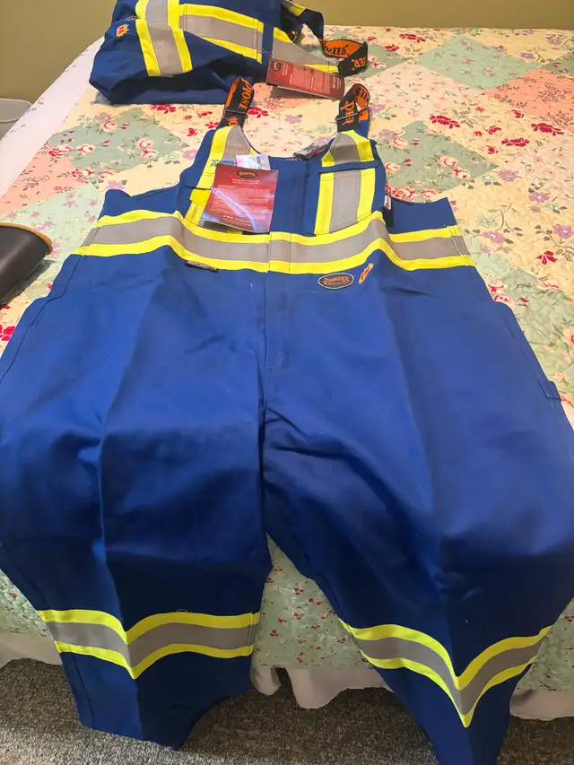 Men’s work cloths