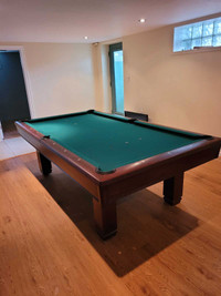 Brunswick Bridgeport 8ft Pool Table