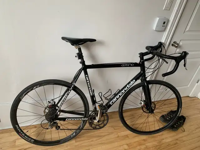 Vélo Cannondale Optimo in Road in City of Montréal - Image 7