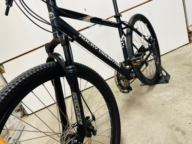 Overhauled Rocky Mountain aluminum bike front susp disc brakes  in Mountain in Markham / York Region