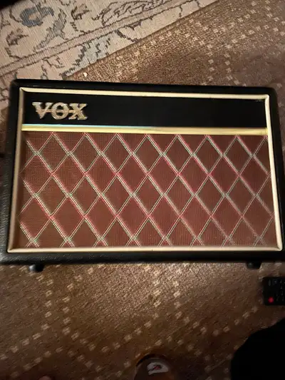 Vox pathfinder 10 guitar amp, View more