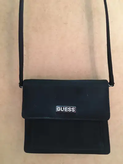 Guess shoulder bag, View more
