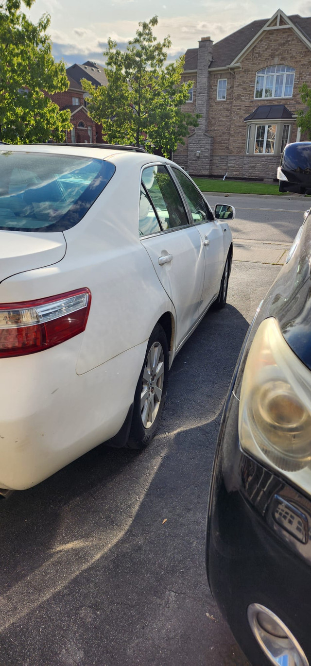 2009 Toyota Camry Hybrid in Cars & Trucks in Mississauga / Peel Region - Image 3