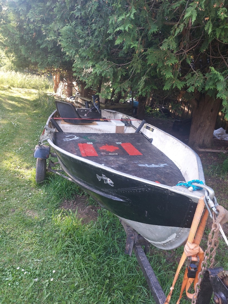 12' aluminum Powerboats & Motorboats Owen Sound Kijiji