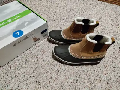 New Eddie Bauer Women's winter boots for sale. Size: 6, 7, 8, 9 , 10 and 11