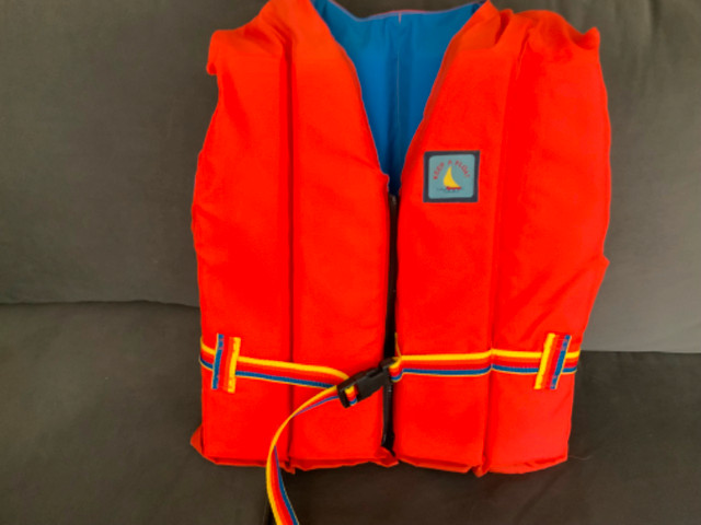 Life jacket PFD in Water Sports in Downtown-West End