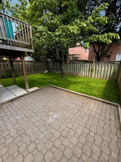 1 Bedroom + den Basement Apartment for Rent – Ajax – $1,450 All Inclusive Bright, clean and spacious...