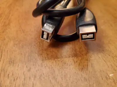 【KDCさん専用】Firewire Holiday 9.0 firewire in Computer Accessories in Greater Montréal