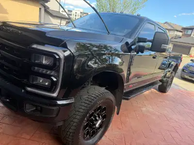 Ford F350 6.7 diesel Low mileage Carfax available on showing Price is none negotiable No dealers No...