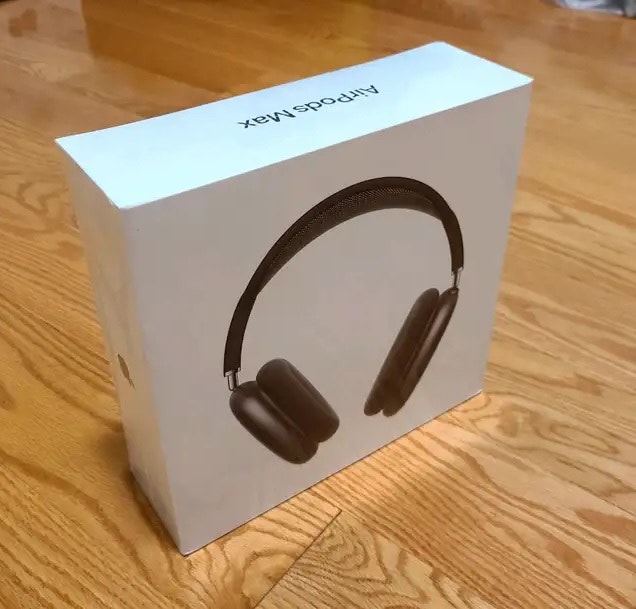 NEW Apple AirPods Max Noise Cancelling Headphones with Receipt