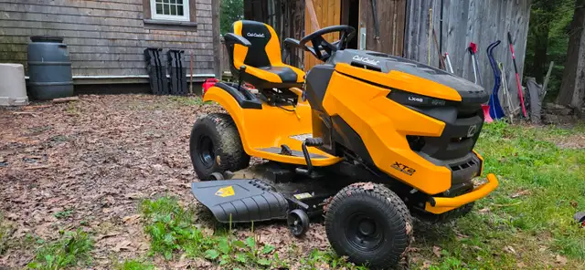 Cub Cadet XT2 LX46 Lawn Tractor 46” Snow Plow–Year-Round Setup