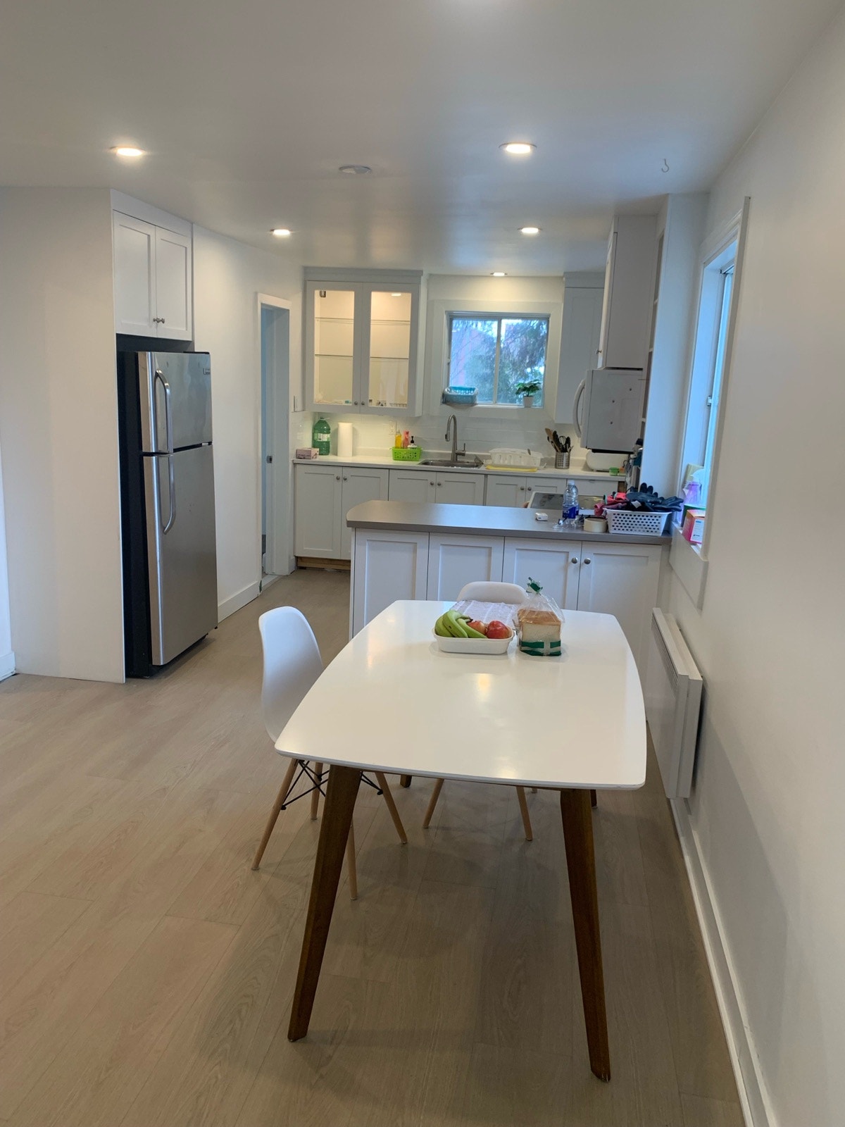 Home with Backyard in La Prairie for Rent — photo 1