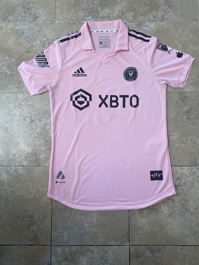 Inter Miami 23/24 jersey (Messi) dans Soccer  à Ville de Montréal