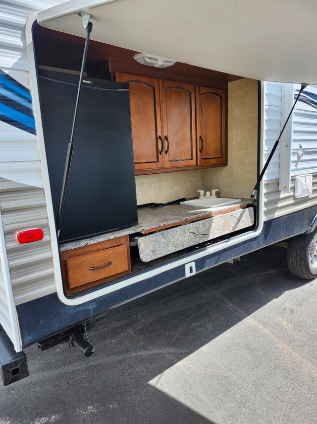 2013 Springdale 29BHS  in Travel Trailers & Campers in Grande Prairie - Image 3