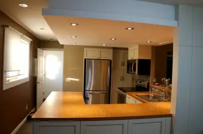 ALL-Included - Convenient Single Shared Room in Huntington Hills