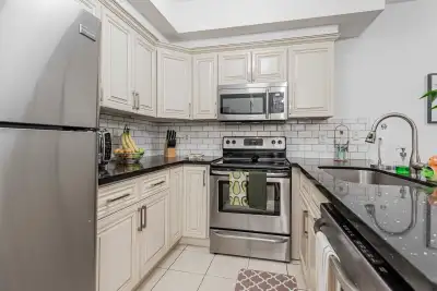 A beautiful and fully upgraded lower level of a townhome (ground unit) with 2 bedrooms and 2 full ba...