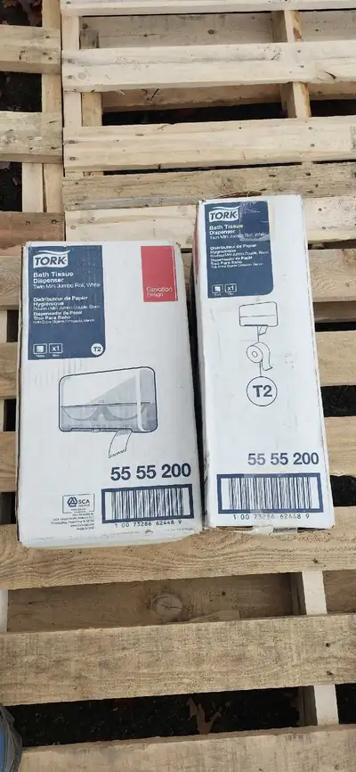 Distributeur de papier Tork, View more