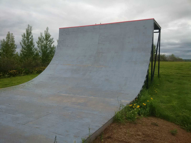 Half Pipe, Skate/BMX in BMX in Fort St. John - Image 3