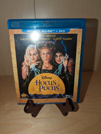 Hocus Pocus DVD Blu-Ray Combo Pack Bette Midler Disney