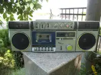 Vintage Pulser Stereo Radio Cassette Recorder 44-1479-2 Ghettobl