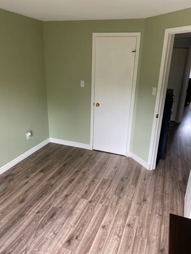Rooms for rent in Room Rentals & Roommates in Kitchener / Waterloo - Image 6