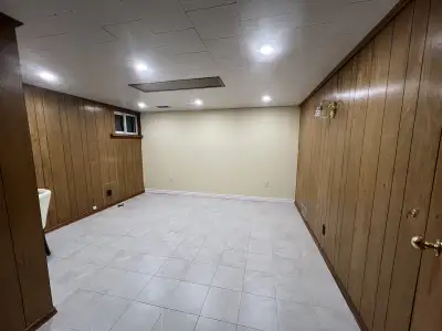 ✨ Private Rooms for Rent – 2 Bedroom + Den Basement Apartment Burlington, Ontario (Available Jan 1,...