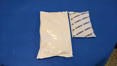 Sacs de glace GRATUIT/FREE ICE PACKS - LIQUIDATION, View more