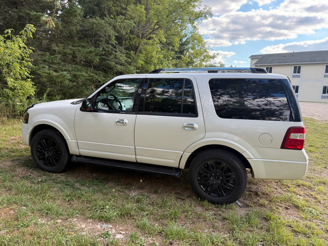2012 Ford Expedition Limited - Nearly New 5.4L V8 Ford Engin in Cars & Trucks in Oakville / Halton Region - Image 3