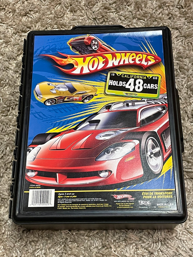 Hot Wheels 2011 Storage Case in Toys & Games in Mississauga / Peel Region