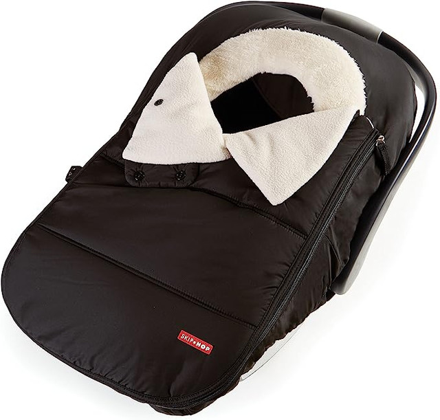 NEW Skip Hop Winter Car Seat Cover, Stroll & Go, Black in Strollers, Carriers & Car Seats in Windsor Region - Image 2